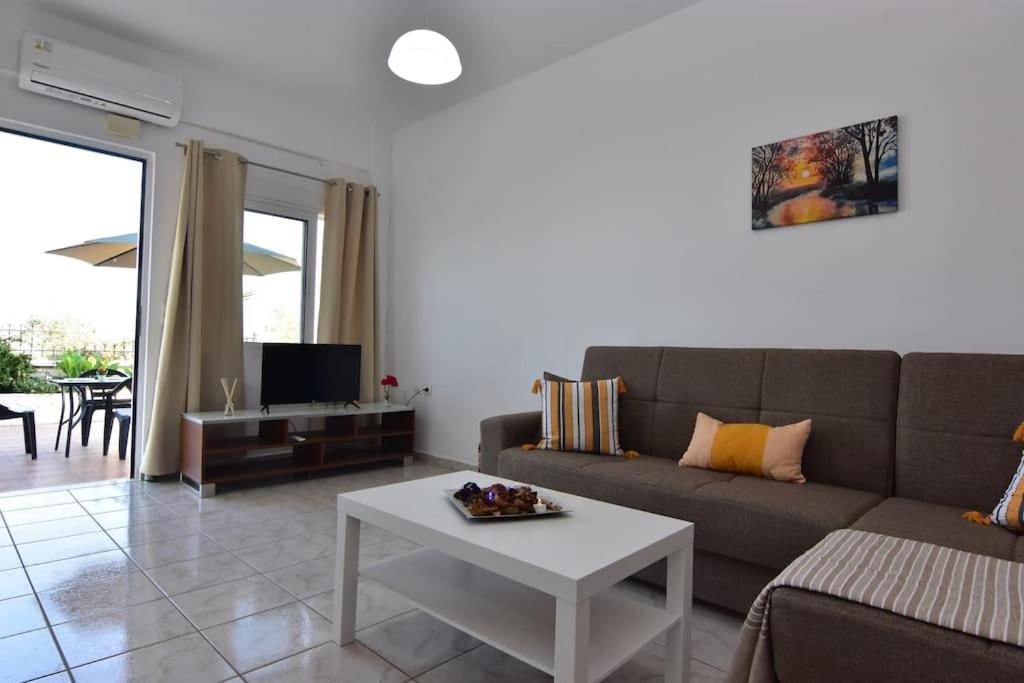 Iakovos Apartments Chorafakia Exteriér fotografie